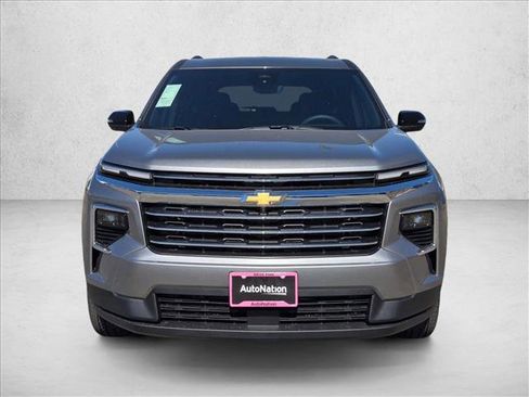 New 2026 Chevrolet Traverse LT w/ Driver Confidence Package image 6