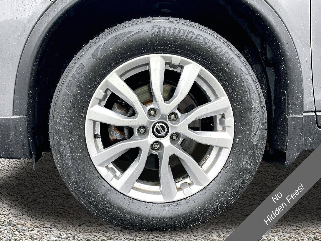 Used 2018 Nissan Rogue SV w/ Premium Package AWD/4WD image 7
