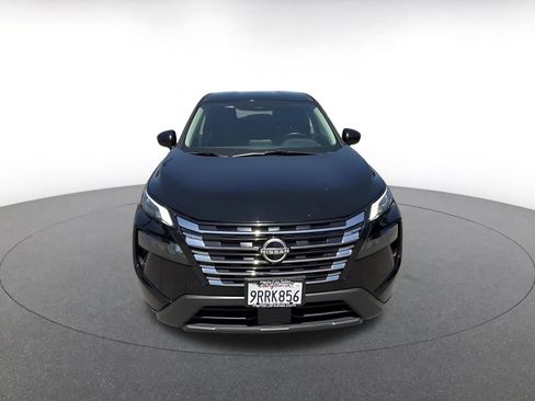 Used 2025 Nissan Rogue SV FWD image 4