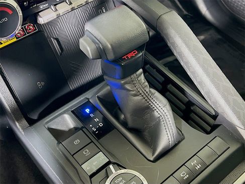 Certified 2025 Toyota 4Runner TRD Off-Road Premium image 16