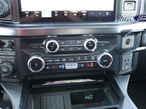 New 2026 Ford F350 Lariat w/ Black Appearance Package image 15