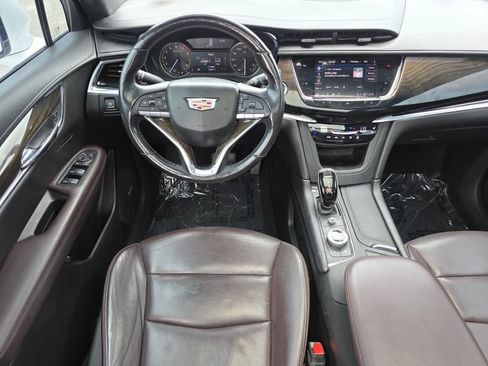 Used 2021 Cadillac XT6 Premium Luxury FWD image 28