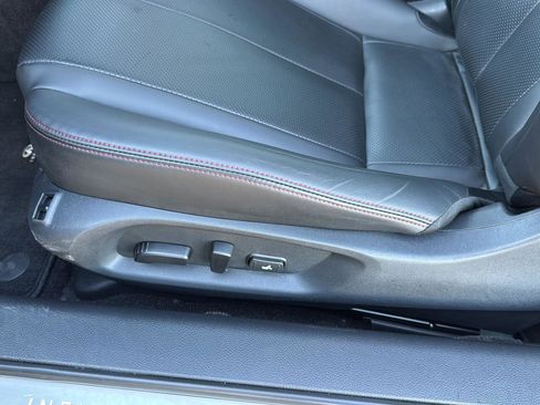 Used 2022 INFINITI Q60 Red Sport 400 w/ Carbon Fiber Package image 25