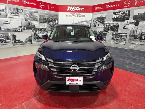 New 2026 Nissan Rogue SV image 9