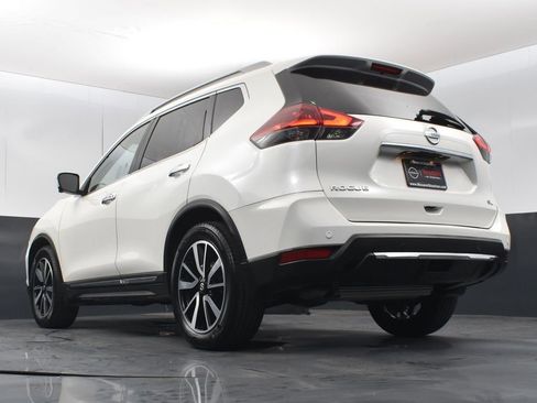 Used 2020 Nissan Rogue SL w/ Premium Package image 38