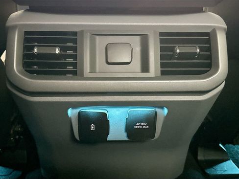 Used 2022 Ford F150 Lariat w/ Equipment Group 501A Mid image 29