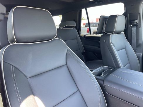 New 2026 GMC Yukon Elevation w/ Elevation Premium Package AWD/4WD image 28