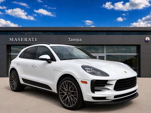 Used 2020 Porsche Macan AWD/4WD image 1