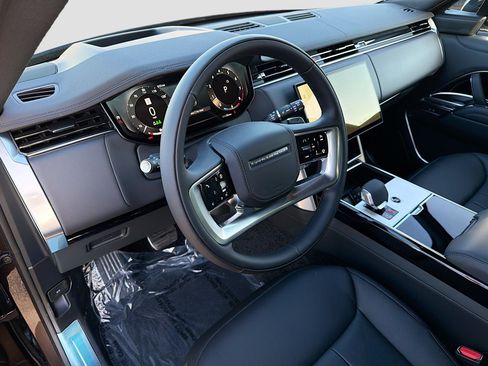 New 2026 Land Rover Range Rover SE image 26