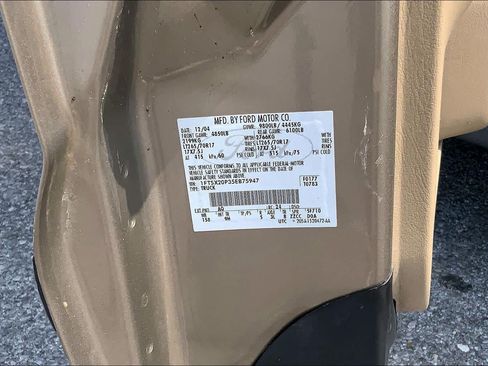 Used 2005 Ford F250 Lariat RWD image 30