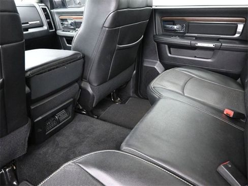 Used 2015 RAM 1500 Laramie image 21
