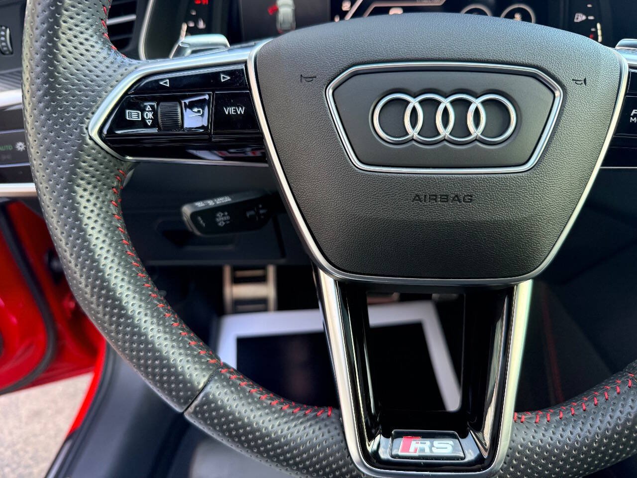 Used 2021 Audi RS 6 AWD/4WD image 23