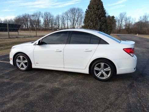 Used 2014 Chevrolet Cruze LT w/ RS Package image 11