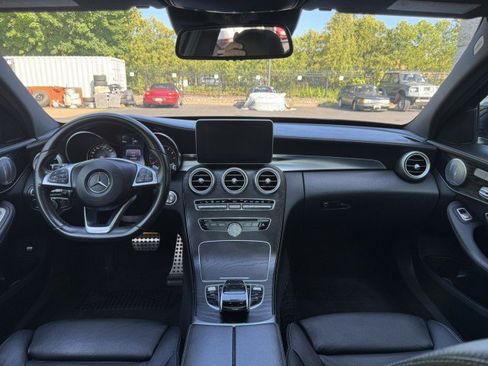 Used 2015 Mercedes-Benz C 400 4MATIC image 34