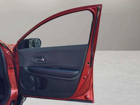 Used 2020 Honda HR-V Sport image 21