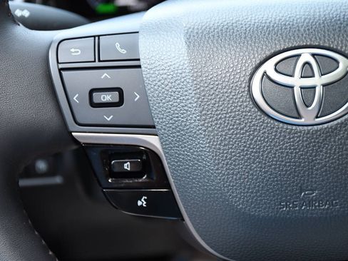 Used 2026 Toyota Camry XLE w/ Premium Plus Package AWD/4WD image 30
