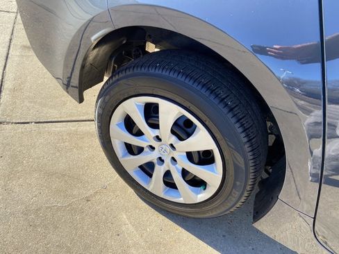 Used 2024 Toyota Corolla LE image 30