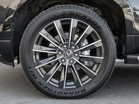 Used 2025 Lexus GX 550 w/ Accessory Package (2T) AWD/4WD image 16