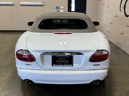Used 2003 Jaguar XK8 Convertible RWD image 7