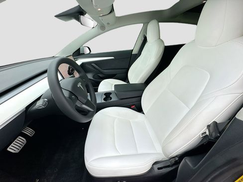 Used 2022 Tesla Model 3 Performance AWD/4WD image 13