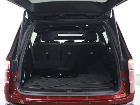 Used 2024 Jeep Wagoneer Series II image 18