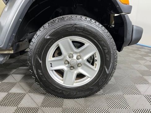 Used 2020 Jeep Gladiator Sport w/ Quick Order Package 24S AWD/4WD image 6