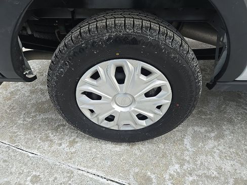 Used 2023 Ford Transit 350 XLT image 24