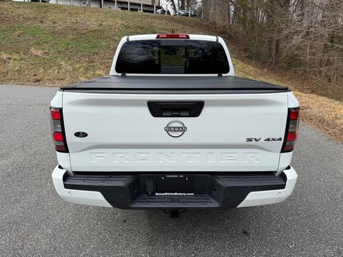 Used 2023 Nissan Frontier SV w/ SV Convenience Package image 7