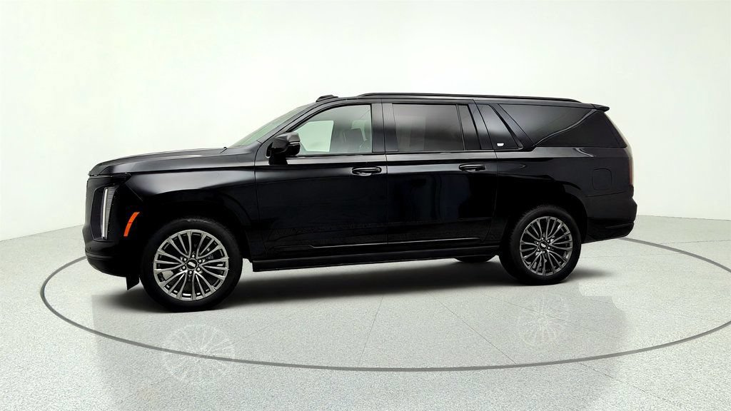Used 2025 Cadillac Escalade ESV Sport Platinum AWD/4WD image 8