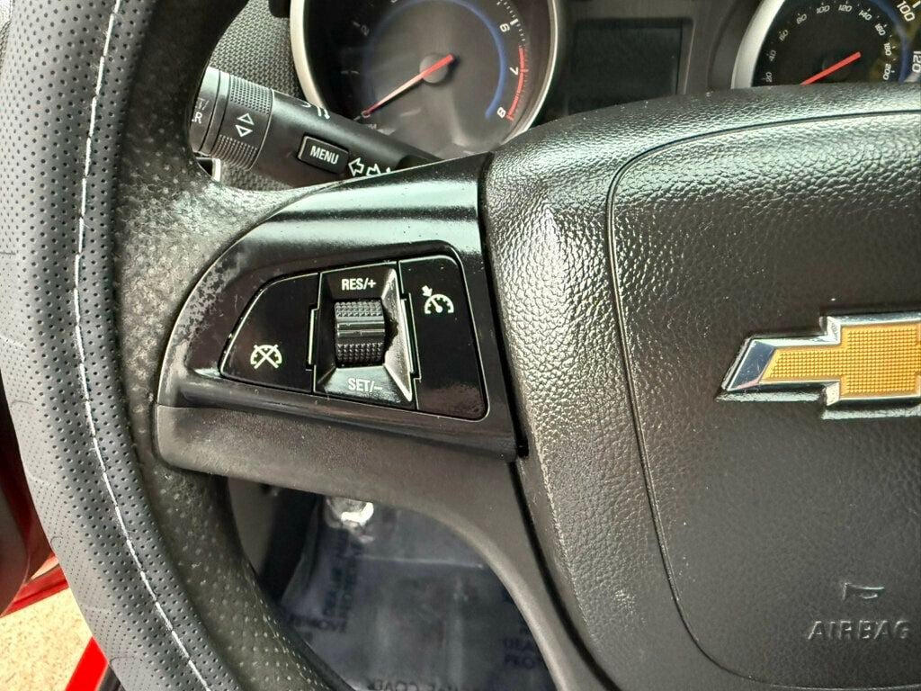 Used 2016 Chevrolet Cruze LT FWD image 15