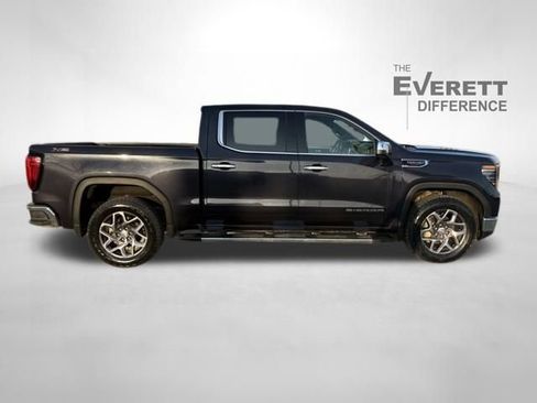 Used 2023 GMC Sierra 1500 SLT w/ SLT Premium Plus Package image 8