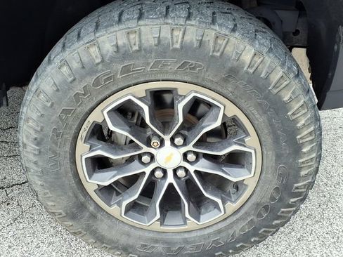 Used 2018 Chevrolet Colorado ZR2 AWD/4WD image 23