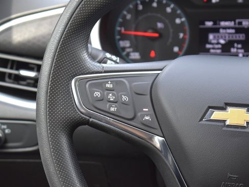 Used 2023 Chevrolet Malibu LT FWD image 15
