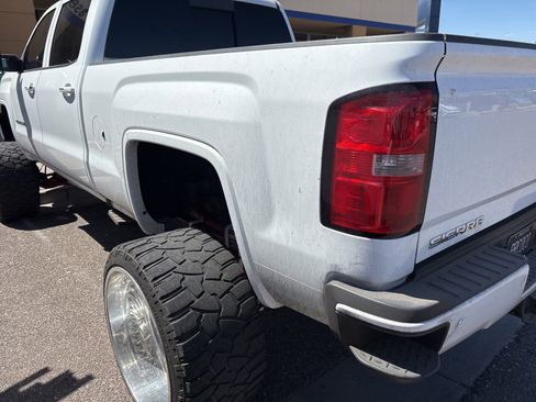 Used 2016 GMC Sierra 3500 Denali w/ Duramax Plus Package AWD/4WD image 7