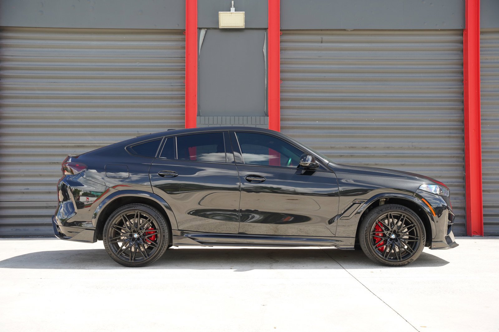 Used 2025 BMW X6 M Competition w/ Executive Package AWD/4WD image 14