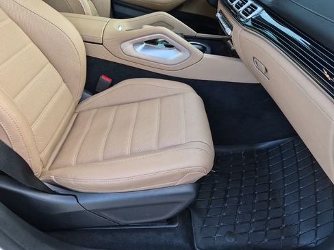 Used 2026 Mercedes-Benz GLS 580 4MATIC image 16