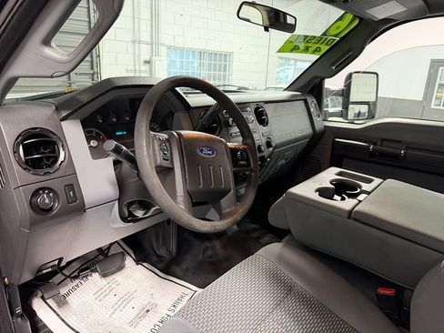 Used 2016 Ford F550 XL image 13