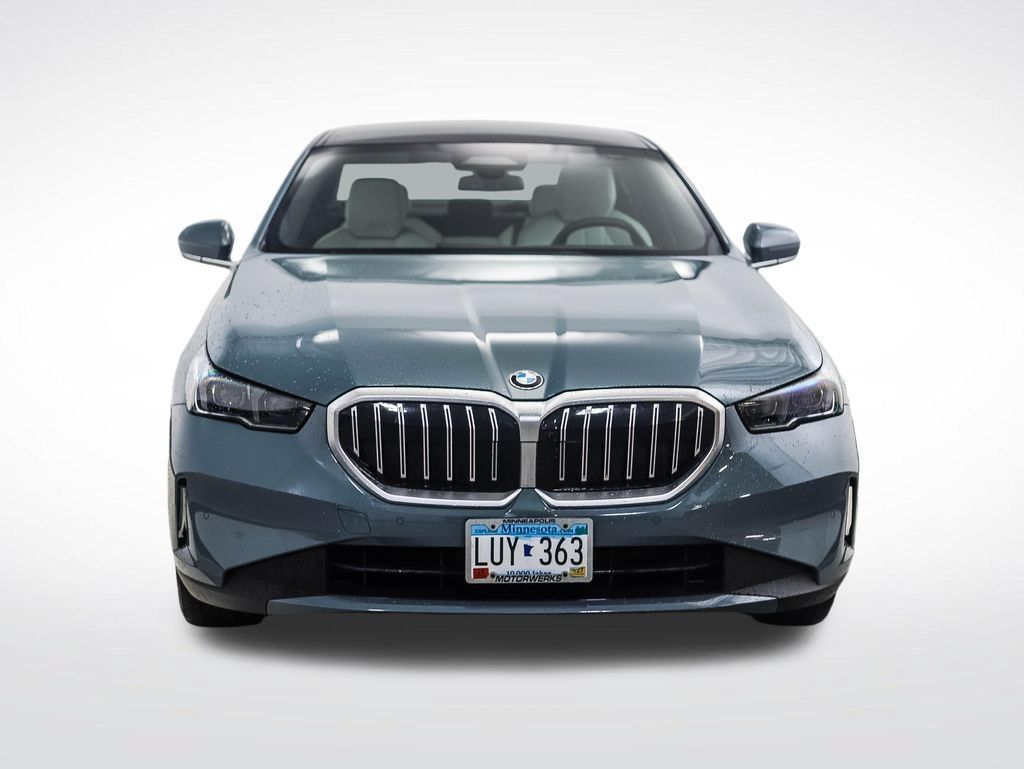 Certified 2024 BMW 540i xDrive w/ Executive Package AWD/4WD image 8