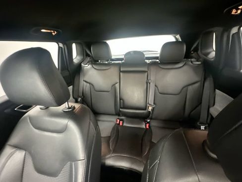 Used 2024 Jeep Compass Latitude AWD/4WD image 24