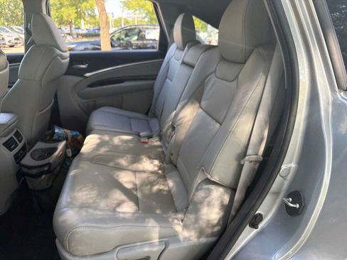 Used 2018 Acura MDX FWD image 11