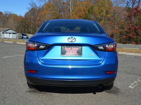 Used 2017 Toyota Yaris iA image 7