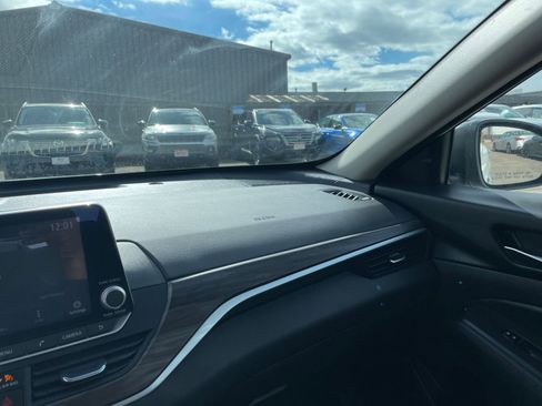 Used 2025 Nissan Altima 2.5 SV image 34