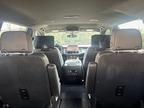 Used 2021 Chevrolet Tahoe RST w/ Luxury Package AWD/4WD image 13
