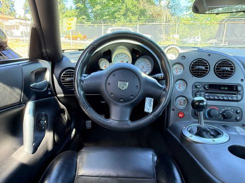 Used 2006 Dodge Viper SRT-10 RWD image 10