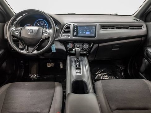 Used 2019 Honda HR-V Sport image 11