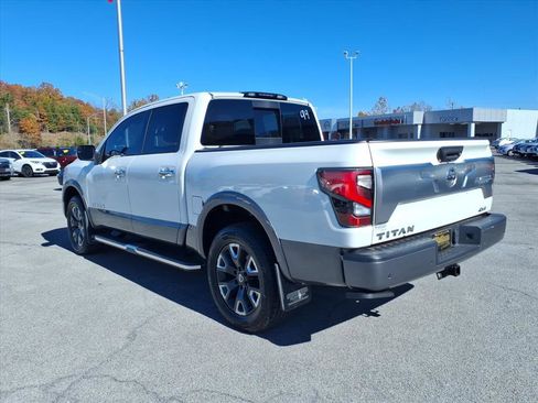 Certified 2021 Nissan Titan Platinum Reserve w/ Moonroof Package image 3