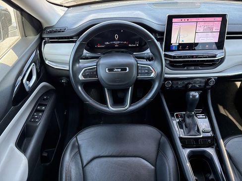 Used 2022 Jeep Compass Limited w/ Elite Group image 12