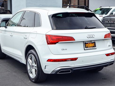 Used 2023 Audi Q5 e Premium AWD/4WD image 21