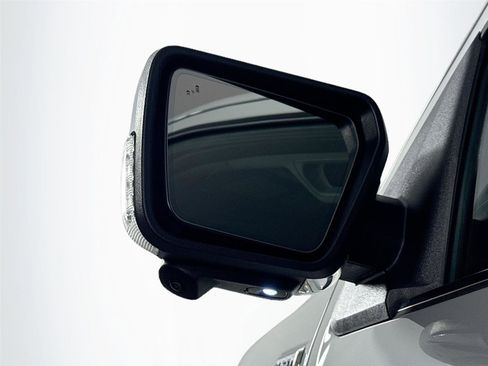 Used 2023 Ford F150 Lariat w/ Equipment Group 502A High image 10