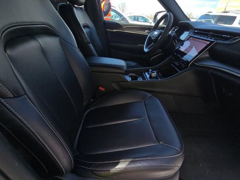 Used 2024 Jeep Grand Cherokee Limited 4xe image 5